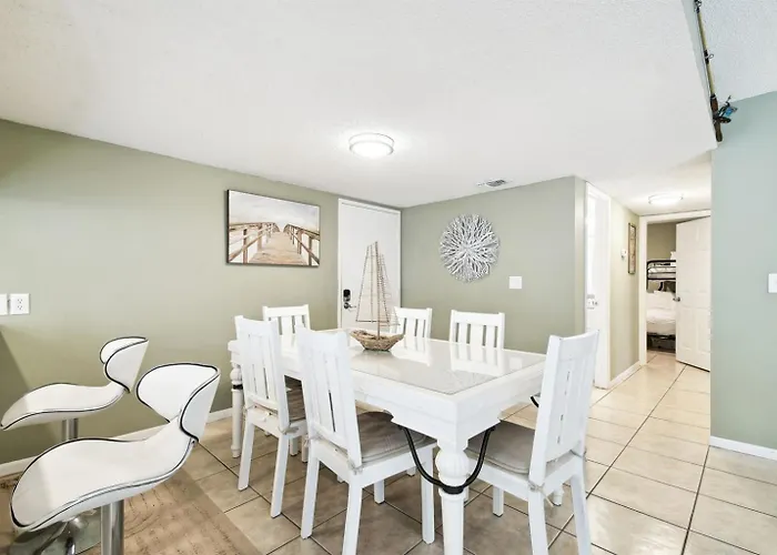 Intracoastal 5 Min Walk To Beach! * Clearwater Beach