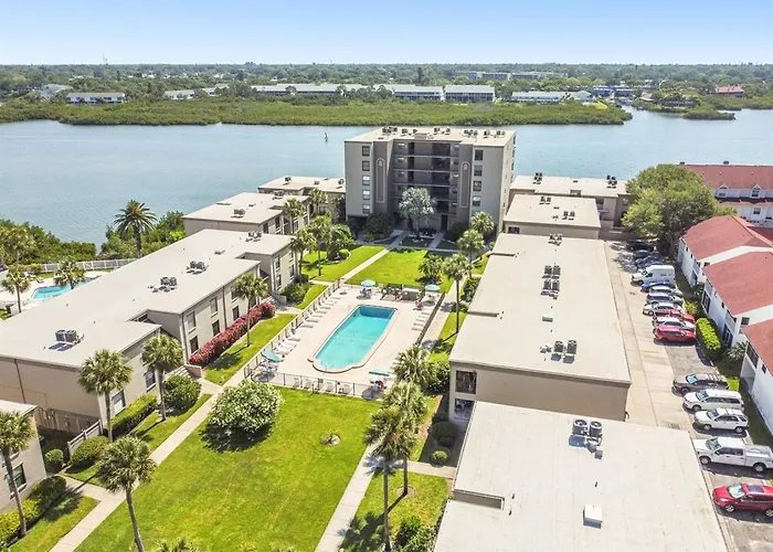 Intracoastal 5 Min Walk To Beach! Clearwater Beach