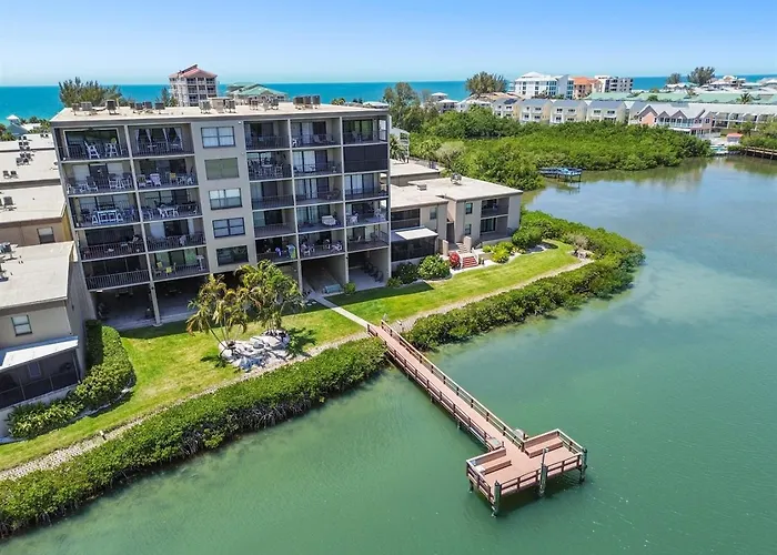Intracoastal 5 Min Walk To Beach! Clearwater Beach